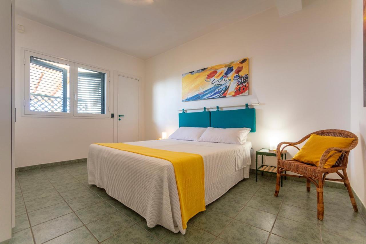 Marinella Sul Mare Villa Punta Secca Buitenkant foto
