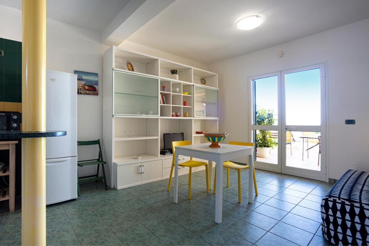 Marinella Sul Mare Villa Punta Secca Buitenkant foto